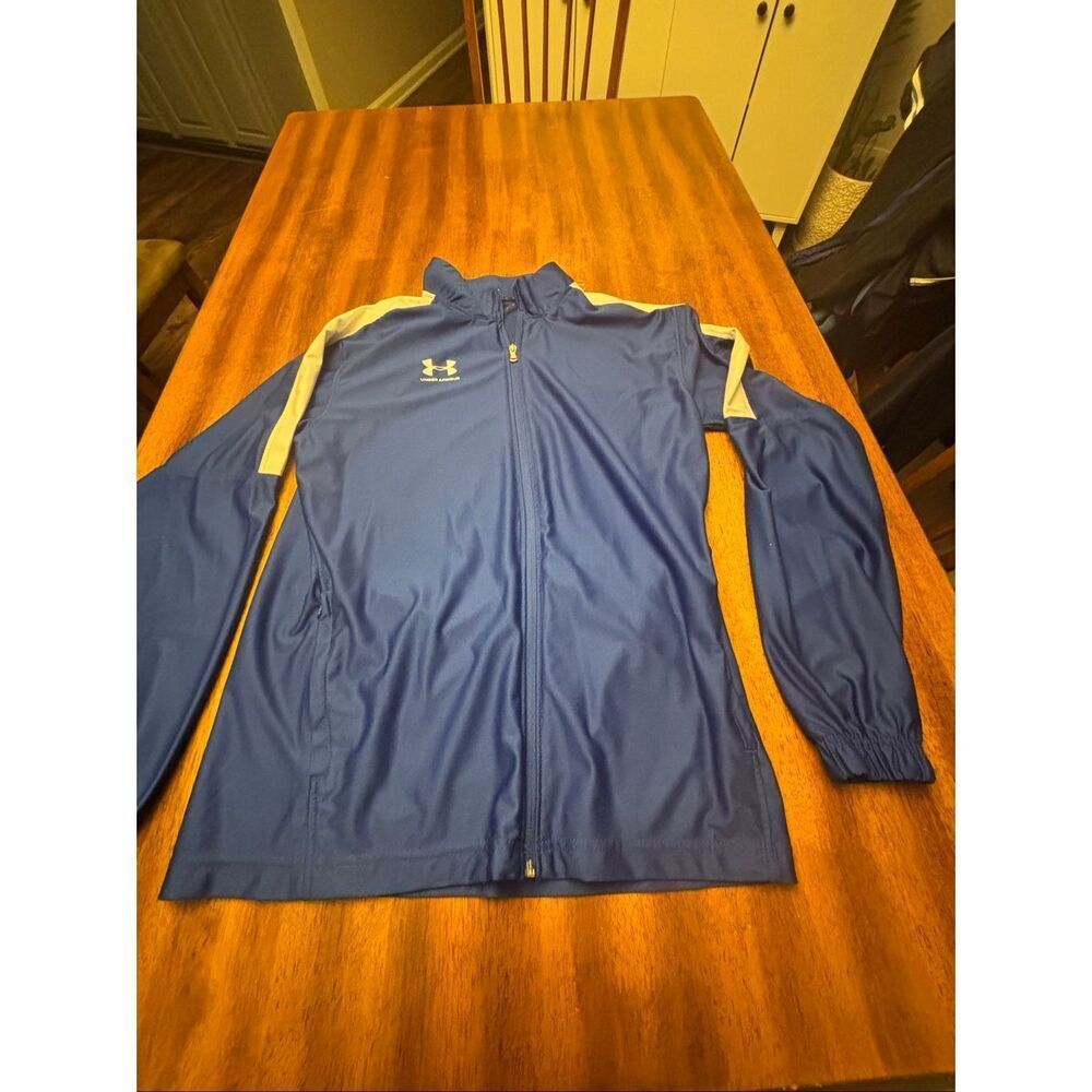 Men’s under Armour jacket